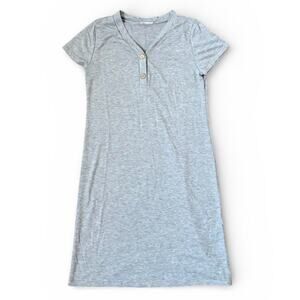 BomBom Gray Short Sleeved Knee Length Comfy V-Neck Dress Sz S Made in USA Casual